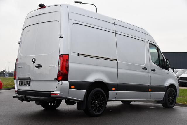 Mercedes-Benz SPRINTER 319 V6 3.0 CDI L2H2 AMG Edition Adaptieve Cruise, 360 Camera, Carplay, 10,5'' Mbux, LED, Automaat, Standkachel, Stoelverwarming, Trekhaak, Uniek!