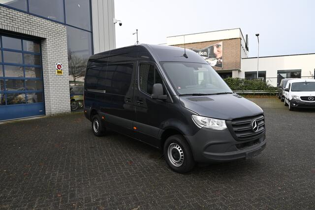 Mercedes-Benz SPRINTER 317 CDI L2H2 RWD MBUX met camera, Smartphone integratie