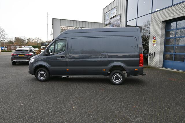 Mercedes-Benz SPRINTER 317 CDI L2H2 RWD MBUX met camera, Smartphone integratie
