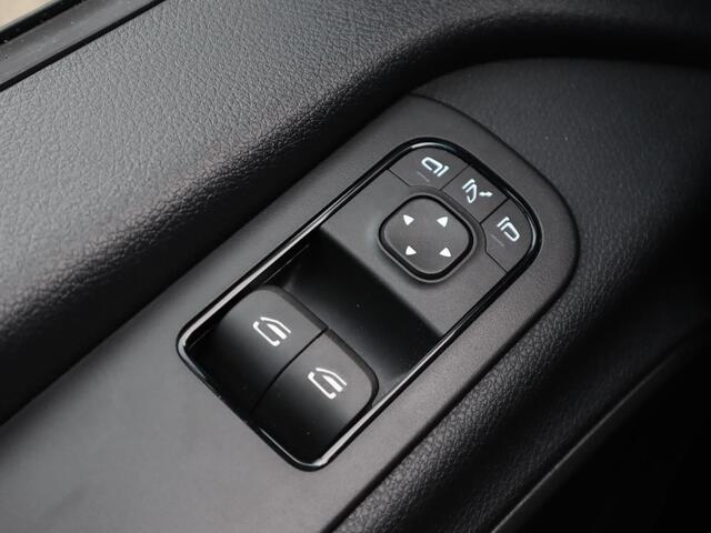 Mercedes-Benz SPRINTER 317 CDI L2H2 DISTRONIC 360gr CAMERA