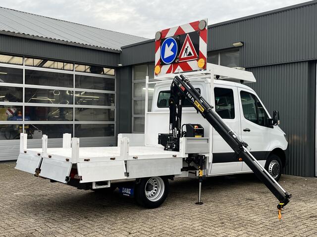 Mercedes-Benz SPRINTER 514 CDI 366 Hiab Laadkraan 018T Trekhaak 3500kg trekgewicht Airco 6-Persoons Open laadbak Pick-up Euro 6 Verkeersbord Actiebord Pijlenbord Bakwagen P-up Tachograaf 1e eigenaar ex gemeente