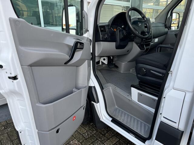 Mercedes-Benz SPRINTER 316 1.8 NGT 366 CNG en Benzine 157pk Automaat Pick-up Open laadbak Kipper Gereedschapskist 3-Persoons Telefoonverbinding