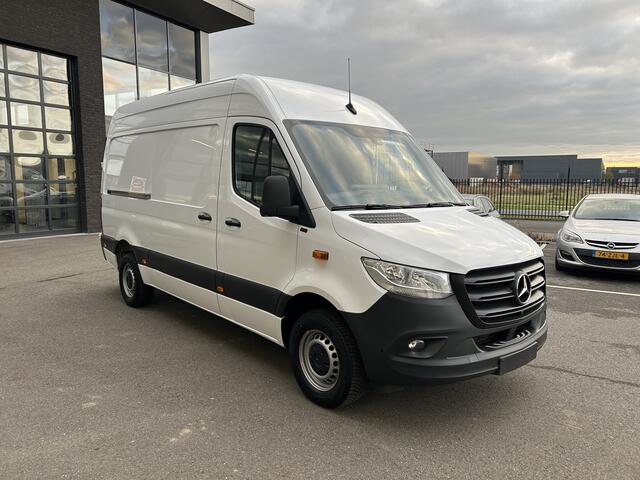 Mercedes-Benz SPRINTER 317 CDI L2 H2 MBUX / 360 Camera / Parkeersensoren / Navigatie / Cruise control / Airco / 270 Graden achterdeuren