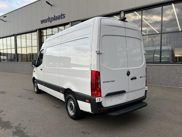 Mercedes-Benz SPRINTER 317 CDI L2 H2 MBUX / 360 Camera / Parkeersensoren / Navigatie / Cruise control / Airco / 270 Graden achterdeuren