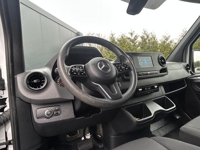 Mercedes-Benz SPRINTER 317 CDI 170 PK / L2H2 / AUTOMAAT / 270 A DEUREN / AIRCO / CRUISE / APPLE CARPLAY / 3-ZITS / CAMERA