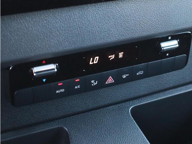 Mercedes-Benz SPRINTER 319 1.9 CDI L2 Pro DISTRONIC 3,5T AHW 360gr. CAMERA NAVI