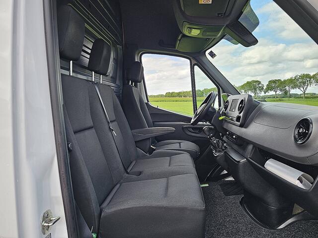 Mercedes-Benz SPRINTER 314 2.2 CDI L2H2 EURO VI-D Airco Mbux Trekhaak Camera Navi Vleugeldeuren Euro6 143 PK!