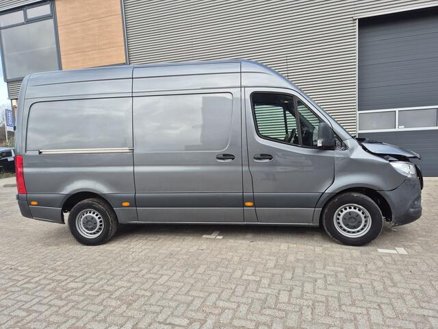 Mercedes-Benz SPRINTER 319 3.0 CDI L2H2 3500 trekhaak voorschade zeer mooi EURO VI-D mercedes dealer onderhouden automaat 172.000km