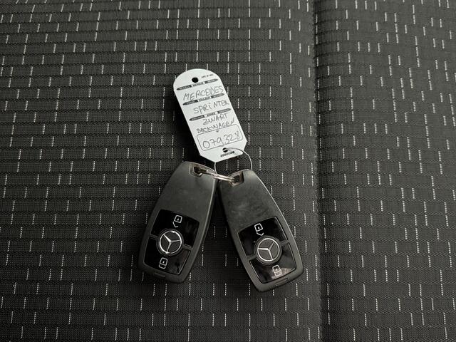 Mercedes-Benz SPRINTER 316CDi 7G-Tronic Automaat Bakwagen+Laadklep | Trekhaak | Led | Airco | Cruise | Camera | Multimedia