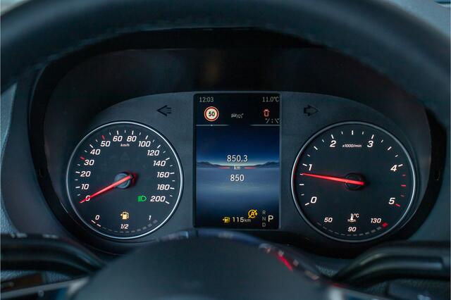 Mercedes-Benz SPRINTER 319 1.9 CDI L2H2, Leder, Adaptive Cruise, Carplay, Stoelverwarming, Camera, Full LED, Trekhaak, Navigatie.