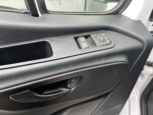 Mercedes-Benz SPRINTER 314 2.2 CDI L2H2 Werkplaats inrichting Airco Cruise controle Trekhaak 2800kg Kastinrichting Omvormer Apple carplay 360*Camera 1e Eigenaar Euro 6 Bpm vrij voor particulier gebruik!!