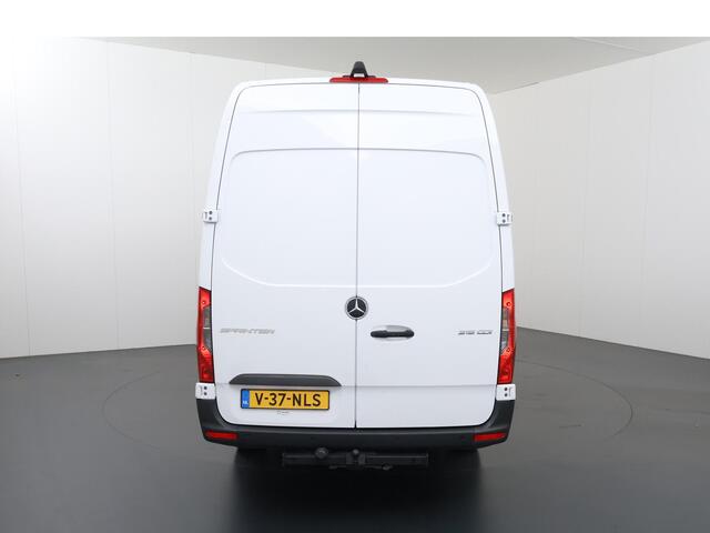 Mercedes-Benz SPRINTER 315 CDI | L3 H2 | NAVIGATIE | TREKHAAK | 3-ZITS | PARKEERCAMERA | CRUISE CONTROL | BETIMMERING | CERTIFIED