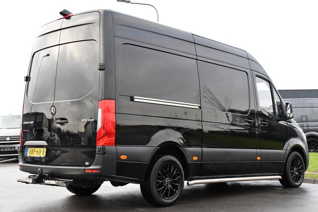 Mercedes-Benz SPRINTER 316 2.2 CDI L2H2 Black Edition Camera, Cruise, Carplay, 3500kg Trekhaak, 10,5'' Mbux, Automaat, 164pk, Multimedia, Uniek!