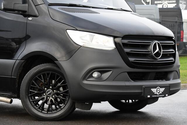 Mercedes-Benz SPRINTER 316 2.2 CDI L2H2 Black Edition Camera, Cruise, Carplay, 3500kg Trekhaak, 10,5'' Mbux, Automaat, 164pk, Multimedia, Uniek!