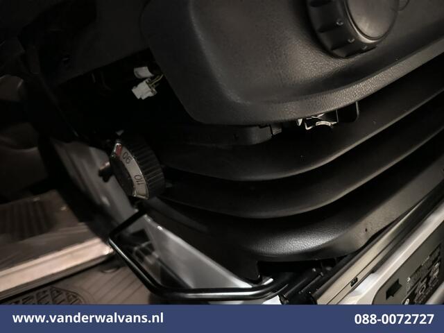 Mercedes-Benz SPRINTER 317 CDI 170pk L2H1 Euro6 Airco | Camera | Navigatie | Apple Carplay | Cruisecontrol | Trekhaak | Chauffeursstoel Android Auto, Bijrijdersbank