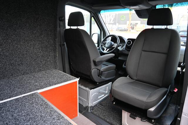 Mercedes-Benz SPRINTER 319 CDI 3.0 V6 L2H2 LED, 10.25 MBUX met navigatie en camera