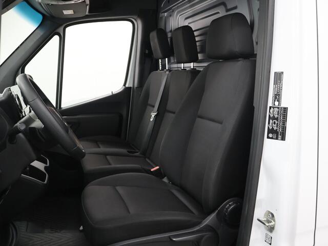 Mercedes-Benz SPRINTER 315 CDI | Aut. | L3 H2 | Pro | 3500 KG. AHW | Cruise Control | Airco | 3-zits | Parkeercamera | DAB+ | Vloer + Zijwandbetimmering | Certified