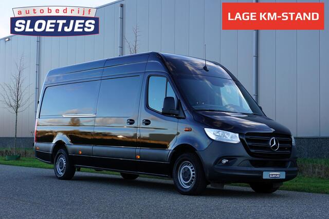 Mercedes-Benz SPRINTER 316 2.2 CDI L3H2 in Topstaat |29.877 km |1e eigenaar |BPM vrij! |Zwart |Camera |Cruise |Navi |Clima |Trekhaak |EURO6 |3500 KG |Mooie camperbasis