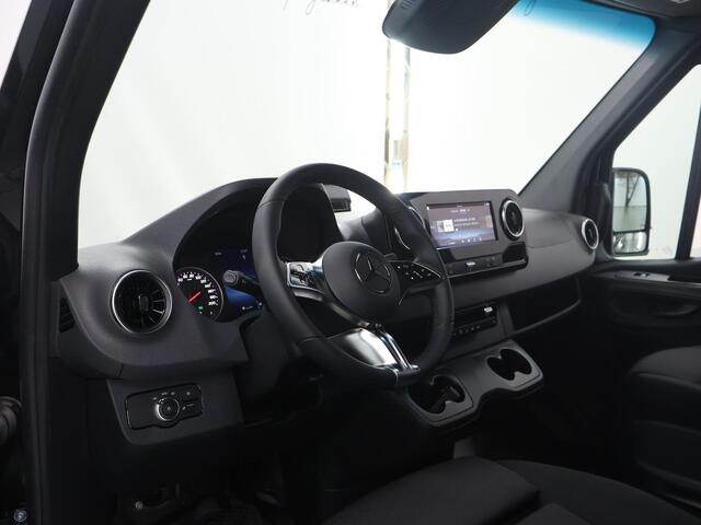 Mercedes-Benz SPRINTER 317 CDI L2 H2 Select | BPM VRIJ | 3500 kg TREKKEN | Comfort Stoelen | Climate Control | Achteruitrijcamera | Airco | Cruise Control | Apple Carplay | LED Koplampen | Distronic Adaptieve Cruise Control | Voorruitverwarming | Alarm |