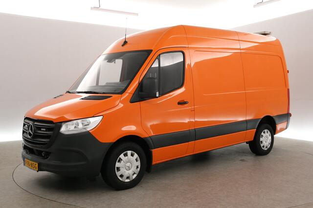 Mercedes-Benz SPRINTER 319 3.0 CDI L2H2 | 191PK | Aut. | 3500KG Trekgew. | Trekh. | Airco | Camera | Cruise | 3-Zits | Navi | Carplay