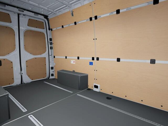 Mercedes-Benz SPRINTER 317 CDI L2H2 AUT.