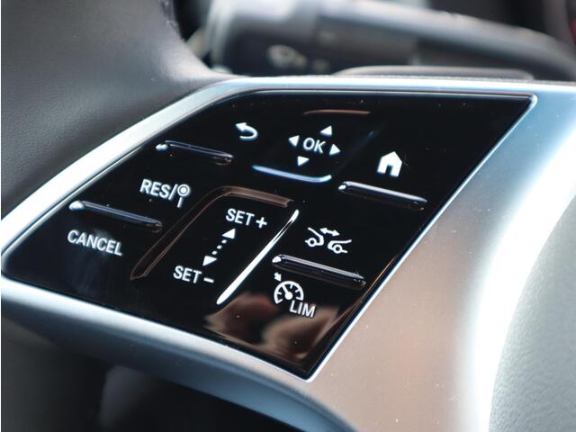 Mercedes-Benz SPRINTER 319 CDI L2H2 DISTRONIC LED 2X SCHUIFD. 3.5T TREKHAAK