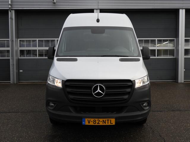Mercedes-Benz SPRINTER 317 1.9 CDI L2H2 RWD AUT | LEDER | MBUX GROOT | CAMERA | TREKHAAK