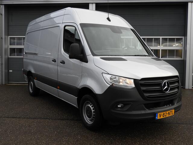 Mercedes-Benz SPRINTER 317 1.9 CDI L2H2 RWD AUT | LEDER | MBUX GROOT | CAMERA | TREKHAAK