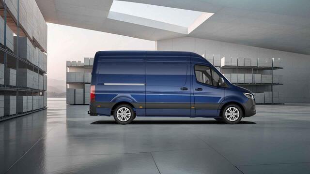 Mercedes-Benz SPRINTER 317 CDI L2 H2 Pro | LED Koplampen | 3 zits | Achteruitrijcamera | Betimmering | Laadvloer | Lichtmetalen Velgen |