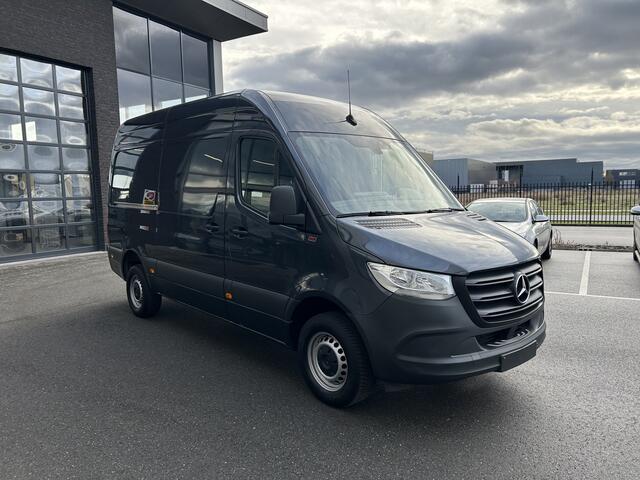 Mercedes-Benz SPRINTER 317 CDI L2 H2 MBUX / Camera / Carplay navigatie / Airco