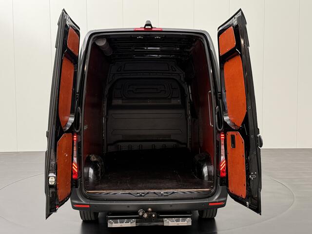 Mercedes-Benz SPRINTER 317CDI 9G-Tronic Automaat L2H2 RWD Black Edition | Bomvol ! | 3500Kg Trekhaak | 3-Zits