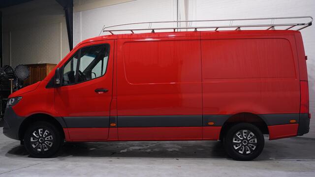 Mercedes-Benz SPRINTER 314 CDI 143 pk L2H1 Navi, Trekhaak 2800 kg Camera, Imperiaal met trap, PDC V+A, 2-Zits, NAP
