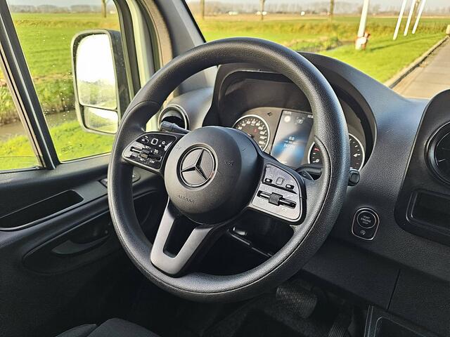 Mercedes-Benz SPRINTER 317 1.9 CDI L3H3 RWD airco, navi. mbux, camera