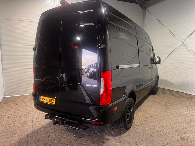 Mercedes-Benz SPRINTER 319 1.9 CDI L2H2 RWD VVB BLACK EDITION LAGE KMSTAND Dubbele cabine VVB329 BPM vrij! Benut nu nog uw voordeel!