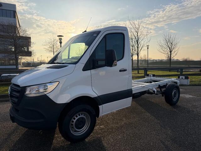 Mercedes-Benz SPRINTER 315CDI Chasi Cabine ( 3,66 Wielbasis ) Automaat Airco Cruisecontrol BPM VRIJ