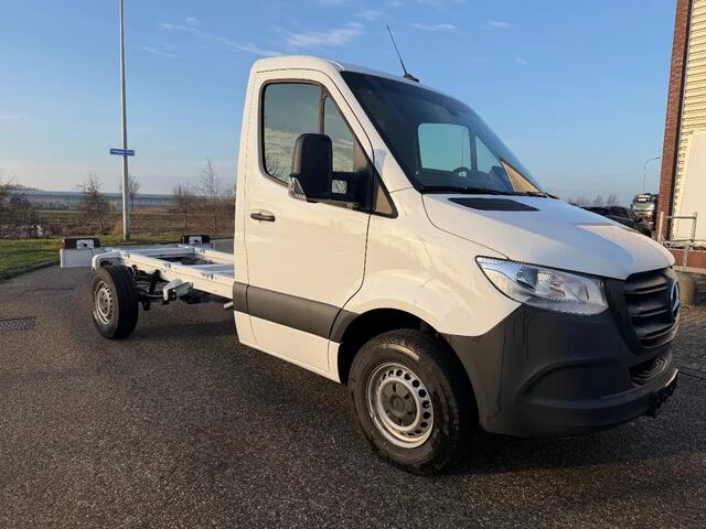 Mercedes-Benz SPRINTER 315CDI Chasi Cabine ( 3,66 Wielbasis ) Automaat Airco Cruisecontrol BPM VRIJ