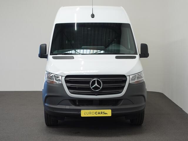 Mercedes-Benz SPRINTER 315 CDI Aut 9G-Tronic L2H2 PRO Airco MBUX Navi Adaptive Cruise Control Leder PDC VA + Camera Trekhaak 3500kg Comfortstoel