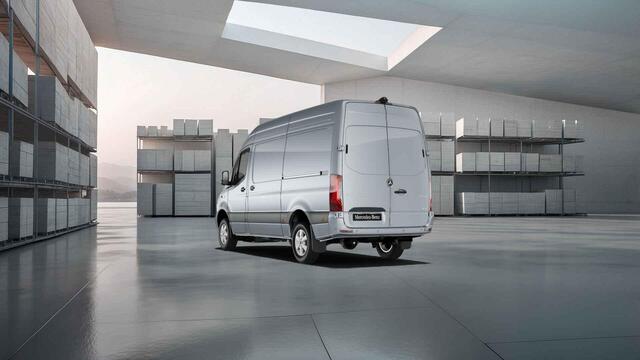 Mercedes-Benz SPRINTER 319 CDI L2 H2 Select 4x4