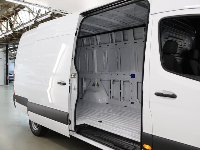 Mercedes-Benz SPRINTER 315 CDI | L3 H2 | Aut. | RWD | PRO | BPM VRIJ! | OPSTAPTREDE | CARPLAY | ANDROID AUTO | 2-ZITS | CRUISE | CAMERA | AIRCO | SPOORASSISTENT | DODEHOEKDETECTIE |