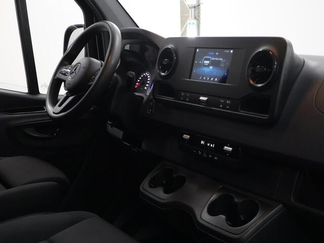Mercedes-Benz SPRINTER 317 CDI | Aut. | L3 H2 | Pro | | 3 zits | Navigatie | Achteruitrijcamera | Airco | Keyless Go | Vloer en Wand Betimmering | Certified | Cruise Control |