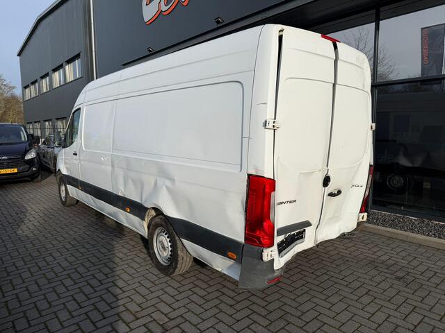 Mercedes-Benz SPRINTER 314 CDI A4H2 3.5T achterschade, airco