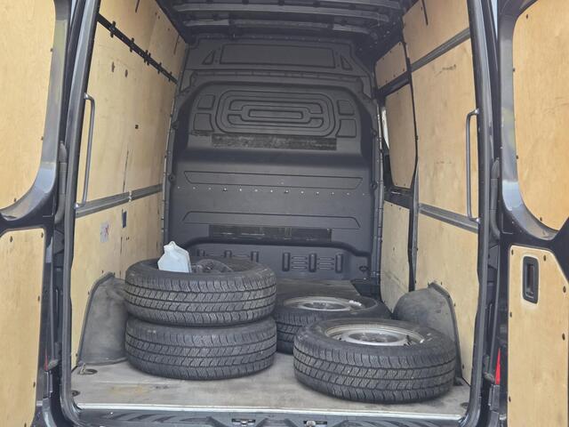 Mercedes-Benz SPRINTER 319 3.0 CDI L2H2, 2800KG Trekhaak, Grote MBUX, Comfortstoel, Standkachel, LED koplampen, Mooie en complete V6!