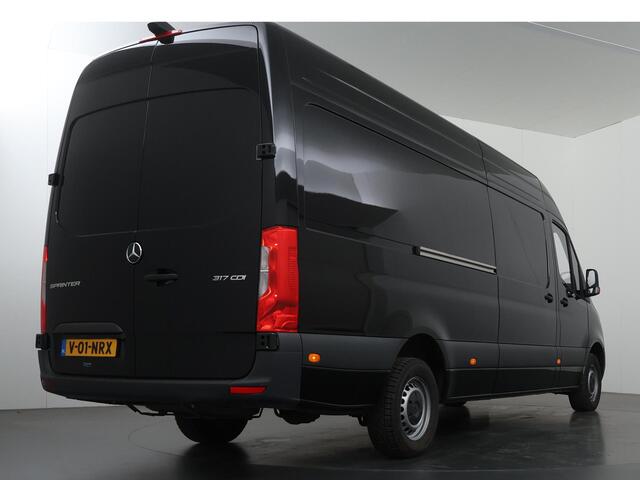 Mercedes-Benz SPRINTER 317 CDI | Aut. | L3 H2 | Pro | | 3 zits | Navigatie | Achteruitrijcamera | Airco | Keyless Go | Vloer en Wand Betimmering | Certified | Cruise Control |