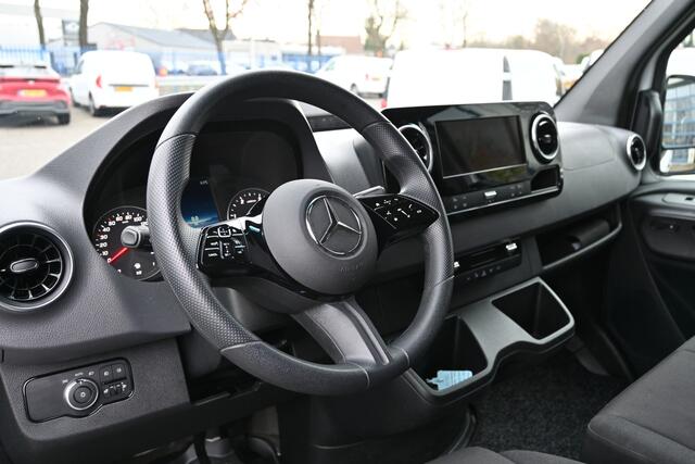 Mercedes-Benz SPRINTER 317 CDI L2H2 Pro Geveerde stoel, Navigatie met camera