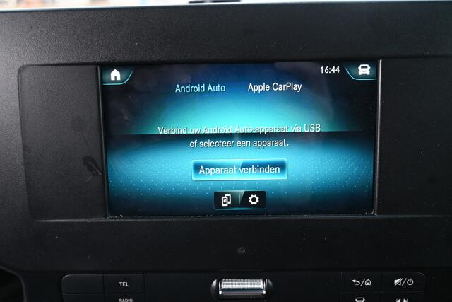Mercedes-Benz SPRINTER 516 CDI L3 Bakwagen met laadklep MBUX met Apple Carplay/Android auto
