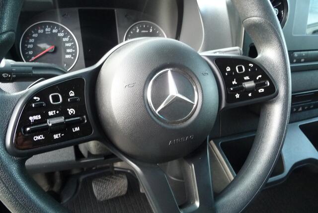 Mercedes-Benz SPRINTER 215 1.9 CDI L2H2 FWD trekhaak camera, bank