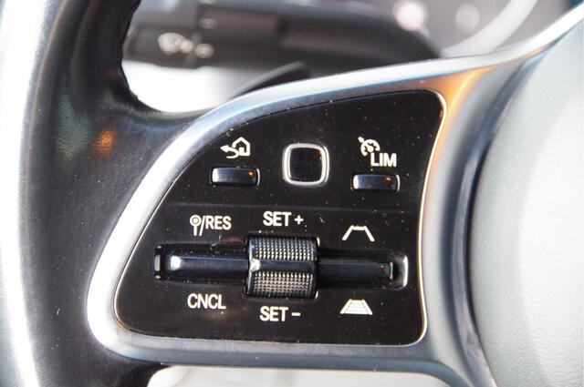 Mercedes-Benz SPRINTER 317 1.9 CDI L2H2 AUT. LED, 3.5T TREKHAAK, ADAPT. CRUISE, STANDKACHEL, CAMERA, NAVI, CLIMA, PARKEERSENSOREN