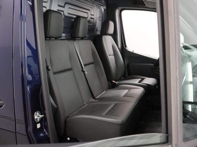 Mercedes-Benz SPRINTER 317 CDI | Aut. | L2 H2 | Pro | LED Koplampen | 3 zits | Achteruitrijcamera | Betimmering | Laadvloer | Lichtmetalen Velgen | Trekhaak | Certified