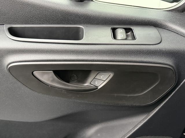 Mercedes-Benz SPRINTER L2H2 Business | Navigatie | Camera | Airco | Cruise | 3-Zits