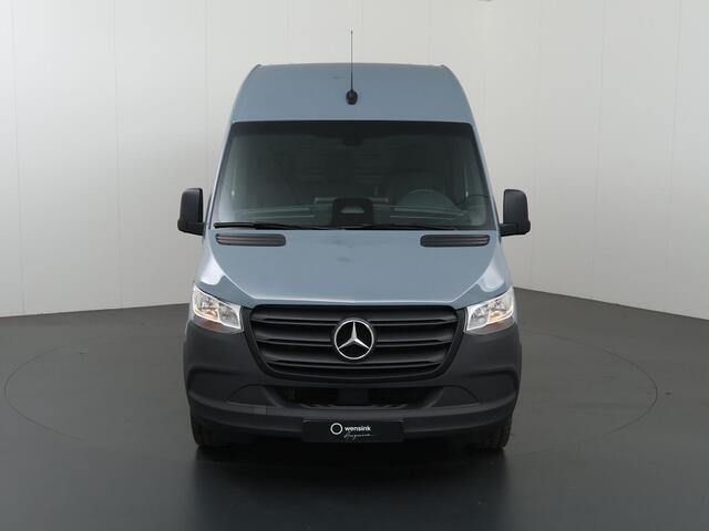 Mercedes-Benz SPRINTER 317 CDI | Aut. | L2 H2 | Pro | 3 zits | Stoelverwarming | Achteruitrijcamera | Betimmering | Laadvloer | Apple Carplay / Android Auto | Certified